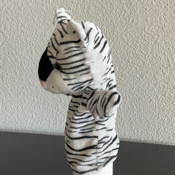 🫶🏼 New Zebra Animal Hand Puppet. For Girl or Boy. - Picture 2 of 8